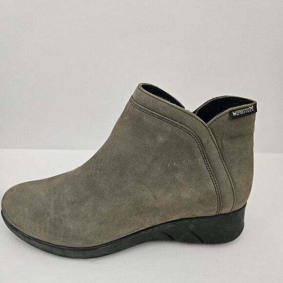 Mephisto Women's Margaux Boot in Muted Green Gray Suede Size 6 - Picture 1 of 15